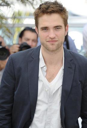 روبرت باتينسون أكثر الرجال جاذبية في العالم